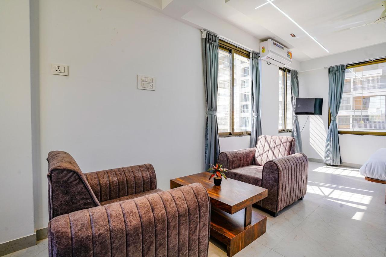 Fabhotel Crystal Inn - Nr Suvarndeep Chowk Pimpri-Chinchwad Exterior foto